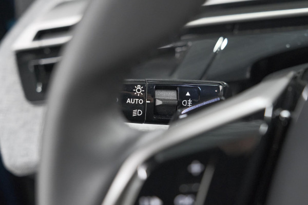 Peugeot 3008 Hybrid 136 e-DSC6 Allure | Camera | Apple Carplay | Parkeersensoren Peugeot 3008 Hybrid 136 e-DSC6 Allure | Camera | Apple Carplay | Parkeersensoren