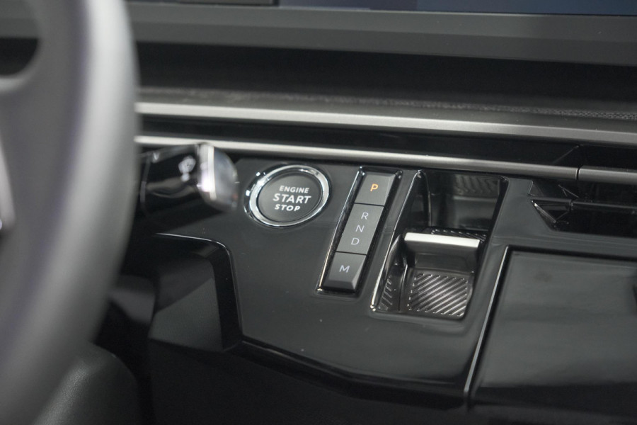 Peugeot 3008 Hybrid 136 e-DSC6 Allure | Camera | Apple Carplay | Parkeersensoren Peugeot 3008 Hybrid 136 e-DSC6 Allure | Camera | Apple Carplay | Parkeersensoren