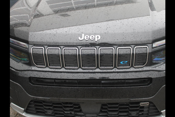Jeep Avenger Summit 54 kWh | Leder | Apple Carplay | 18"