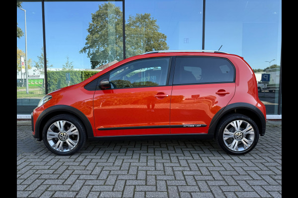 Volkswagen up! 1.0 BMT cross up! - Parkeerhulp - Climate - Cruise - Winterpakket - Org.NL