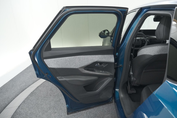 Peugeot 3008 Hybrid 136 e-DSC6 Allure | Camera | Apple Carplay | Parkeersensoren Peugeot 3008 Hybrid 136 e-DSC6 Allure | Camera | Apple Carplay | Parkeersensoren