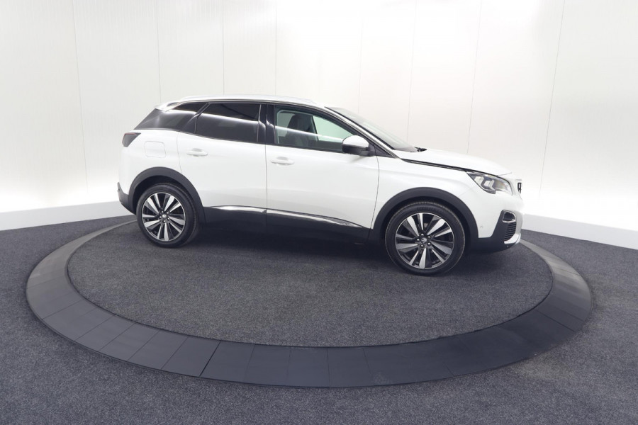 Peugeot 3008 PureTech 130 Allure | Camera | Dodehoekdetectie | Elektronische Kofferklep | Apple Carplay Peugeot 3008 PureTech 130 Allure | Camera | Dodehoekdetectie | Elektronische Kofferklep | Apple Carplay