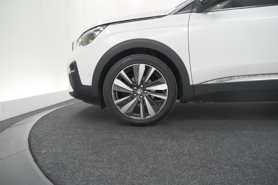 Peugeot 3008 PureTech 130 Allure | Camera | Dodehoekdetectie | Elektronische Kofferklep | Apple Carplay Peugeot 3008 PureTech 130 Allure | Camera | Dodehoekdetectie | Elektronische Kofferklep | Apple Carplay