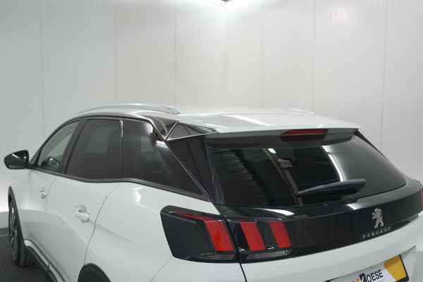 Peugeot 3008 PureTech 130 Allure | Camera | Dodehoekdetectie | Elektronische Kofferklep | Apple Carplay Peugeot 3008 PureTech 130 Allure | Camera | Dodehoekdetectie | Elektronische Kofferklep | Apple Carplay