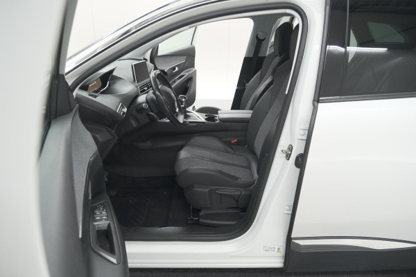 Peugeot 3008 PureTech 130 Allure | Camera | Dodehoekdetectie | Elektronische Kofferklep | Apple Carplay Peugeot 3008 PureTech 130 Allure | Camera | Dodehoekdetectie | Elektronische Kofferklep | Apple Carplay