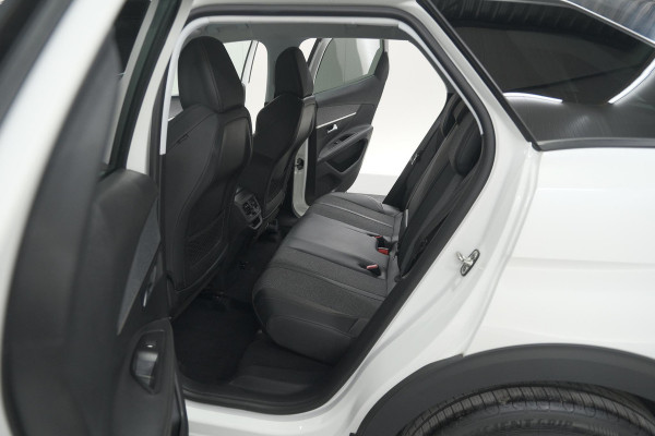 Peugeot 3008 PureTech 130 Allure | Camera | Dodehoekdetectie | Elektronische Kofferklep | Apple Carplay Peugeot 3008 PureTech 130 Allure | Camera | Dodehoekdetectie | Elektronische Kofferklep | Apple Carplay