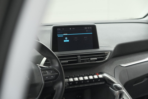 Peugeot 3008 PureTech 130 Allure | Camera | Dodehoekdetectie | Elektronische Kofferklep | Apple Carplay Peugeot 3008 PureTech 130 Allure | Camera | Dodehoekdetectie | Elektronische Kofferklep | Apple Carplay