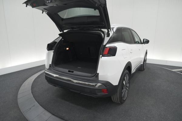 Peugeot 3008 PureTech 130 Allure | Camera | Dodehoekdetectie | Elektronische Kofferklep | Apple Carplay Peugeot 3008 PureTech 130 Allure | Camera | Dodehoekdetectie | Elektronische Kofferklep | Apple Carplay