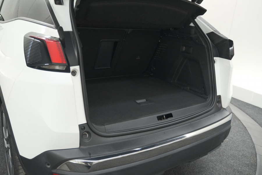 Peugeot 3008 PureTech 130 Allure | Camera | Dodehoekdetectie | Elektronische Kofferklep | Apple Carplay Peugeot 3008 PureTech 130 Allure | Camera | Dodehoekdetectie | Elektronische Kofferklep | Apple Carplay