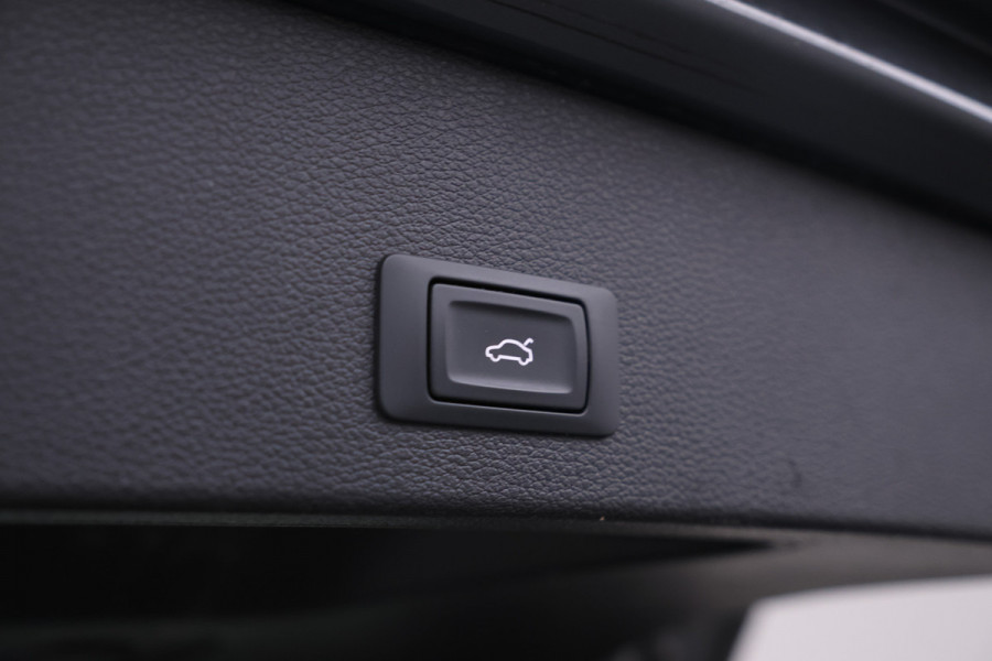 Audi Q2 35 TFSI S Edition 150pk, Volleder, Navi, Climate, Audi Q2 35 TFSI S Edition 150pk, Volleder, Navi, Climate,