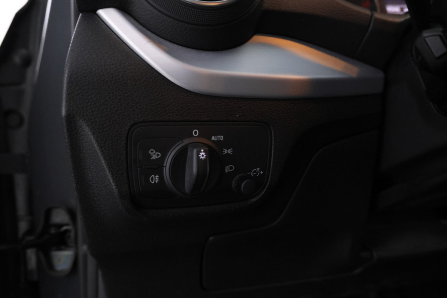 Audi Q2 35 TFSI S Edition 150pk, Volleder, Navi, Climate, Audi Q2 35 TFSI S Edition 150pk, Volleder, Navi, Climate,