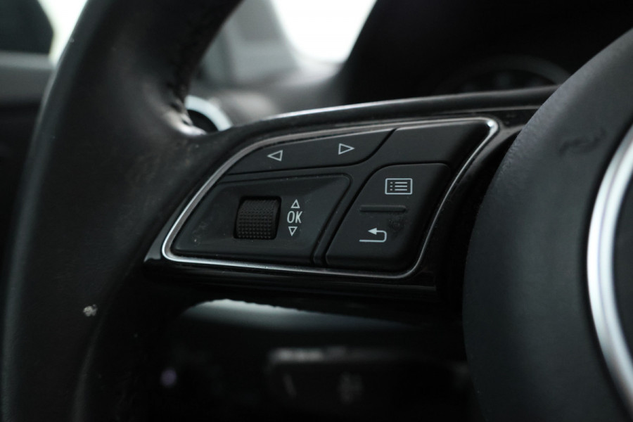 Audi Q2 35 TFSI S Edition 150pk, Volleder, Navi, Climate, Audi Q2 35 TFSI S Edition 150pk, Volleder, Navi, Climate,