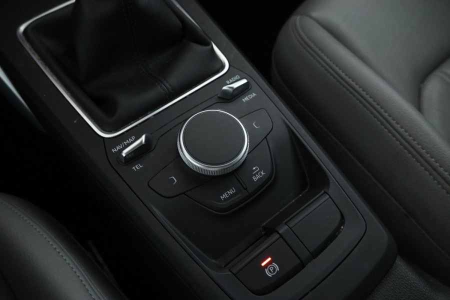 Audi Q2 35 TFSI S Edition 150pk, Volleder, Navi, Climate, Audi Q2 35 TFSI S Edition 150pk, Volleder, Navi, Climate,