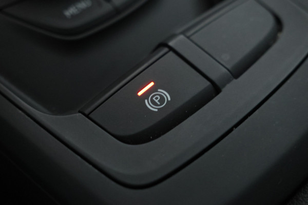 Audi Q2 35 TFSI S Edition 150pk, Volleder, Navi, Climate, Audi Q2 35 TFSI S Edition 150pk, Volleder, Navi, Climate,