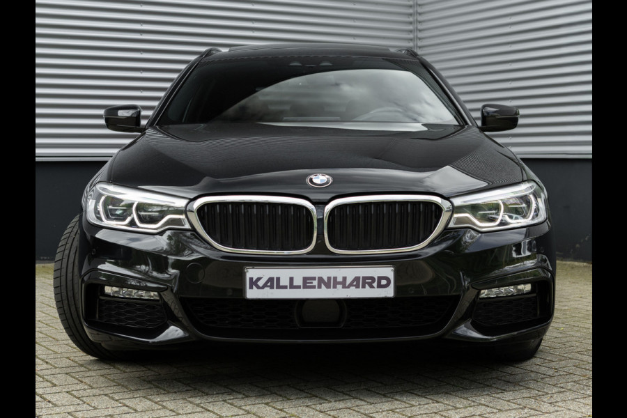 BMW 5 Serie Touring 540i xDrive M-Sport - Pano - Active Steering - Driving Ass Plus - Head-Up