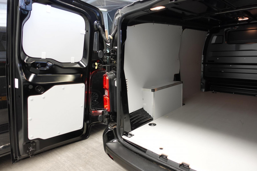 Peugeot Expert 2.0 BlueHDI 145PK L3 Automaat Trekhaak Airco navigatie