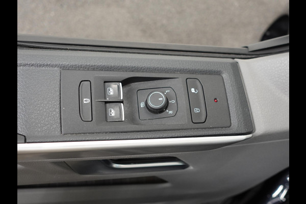 Volkswagen Transporter 2.0 TDI L2 Dubbele Cabine Automaat Airco Cruise control Camera Apple Carplay/Android Auto Volkswagen Transporter 2.0 TDI L2 Dubbele Cabine Automaat Airco Cruise control Camera Apple Carplay/Android Auto