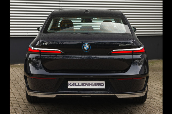 BMW i7 xDrive60 - Stoelverwarming voor + achter - Head-up Display - 106kWh