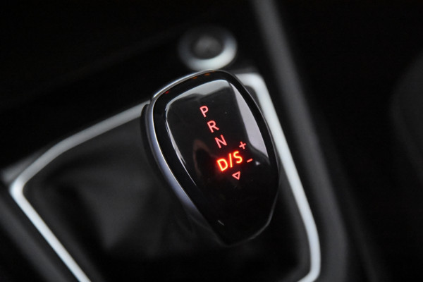 Volkswagen T-Cross 1.0 TSI Life DSG *1ste Eigenaar*Navigatie*Stoelverwarming*