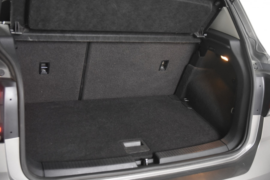 Volkswagen T-Cross 1.0 TSI Life DSG *1ste Eigenaar*Navigatie*Stoelverwarming*