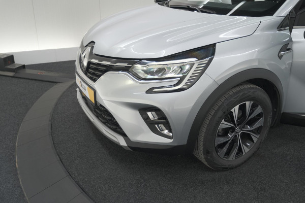 Renault Captur TCe 140 EDC Techno | Camera | 9.3 Inch Groot Scherm | Stoelverwarming | Apple Carplay