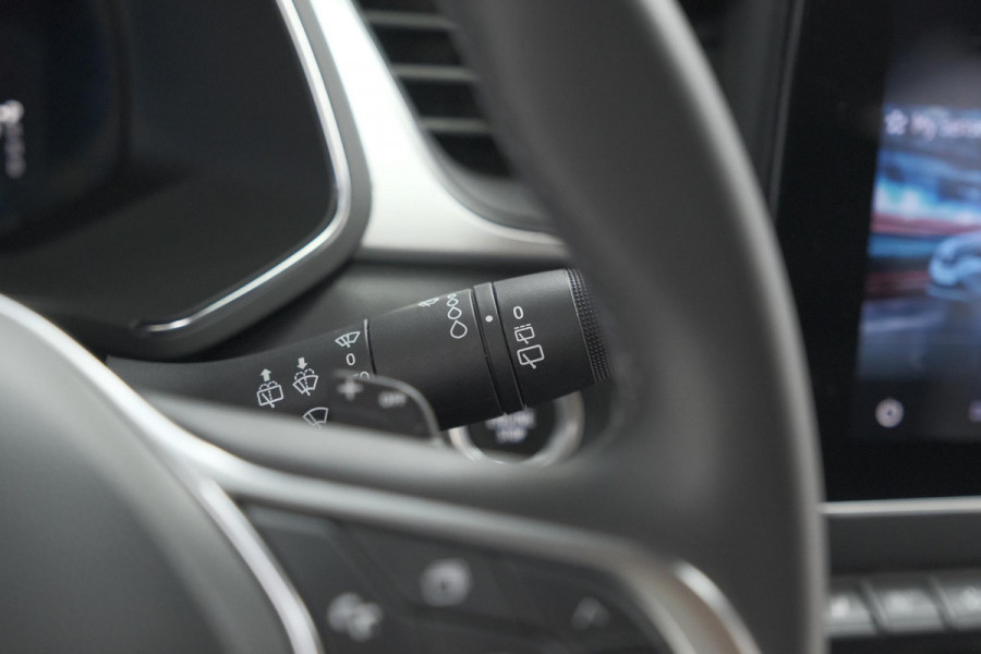Renault Captur TCe 140 EDC Techno | Camera | 9.3 Inch Groot Scherm | Stoelverwarming | Apple Carplay