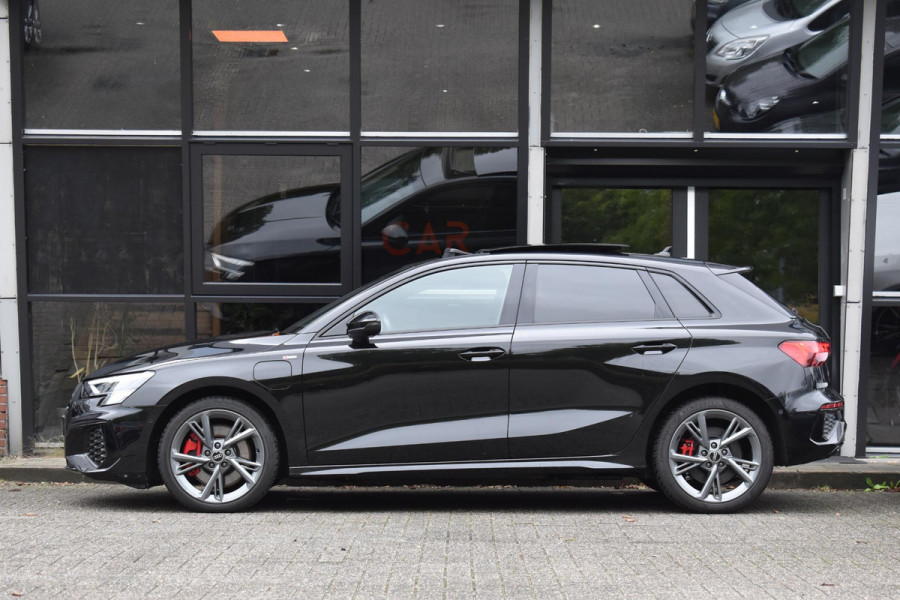 Audi A3 Sportback 45 TFSI e Competition 3x S Line Pano Lane ACC Camera Matrix