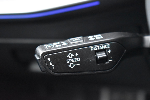 Audi A3 Sportback 45 TFSI e Competition 3x S Line Pano Lane ACC Camera Matrix