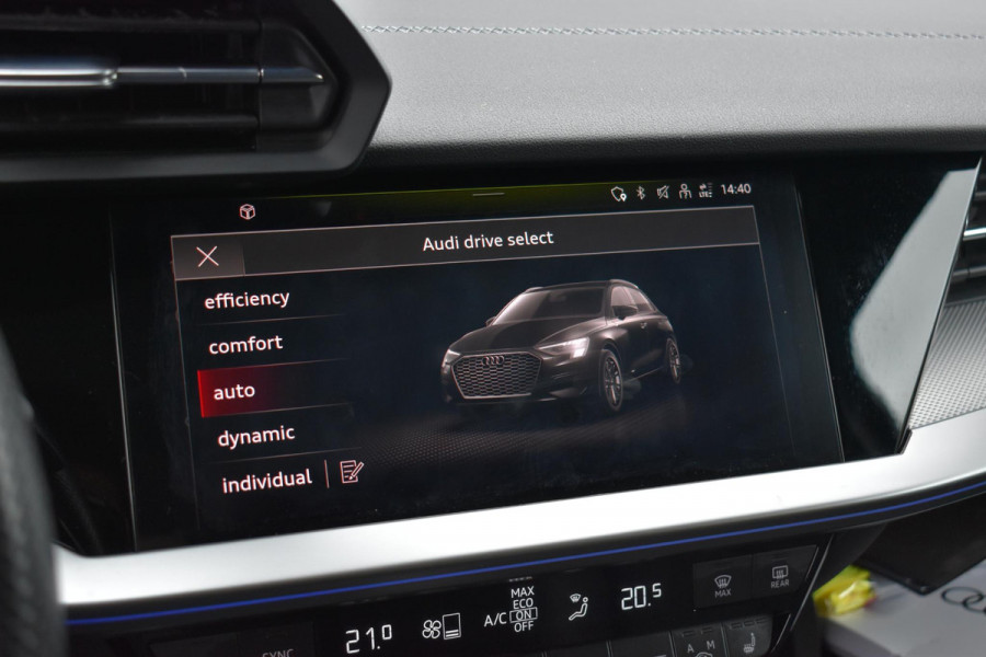 Audi A3 Sportback 45 TFSI e Competition 3x S Line Pano Lane ACC Camera Matrix