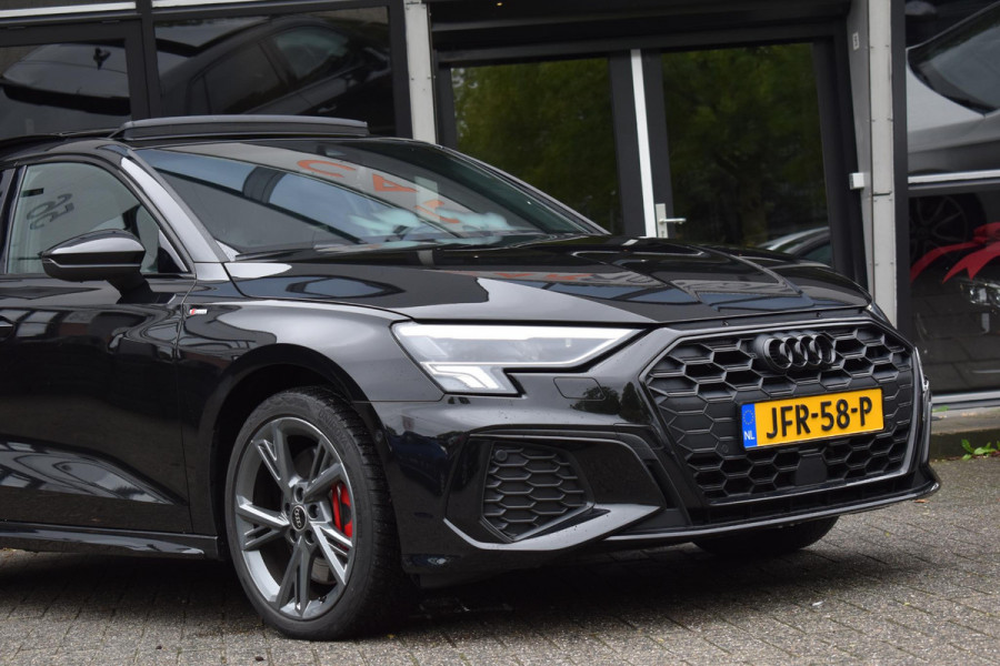 Audi A3 Sportback 45 TFSI e Competition 3x S Line Pano Lane ACC Camera Matrix
