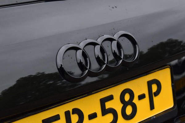 Audi A3 Sportback 45 TFSI e Competition 3x S Line Pano Lane ACC Camera Matrix