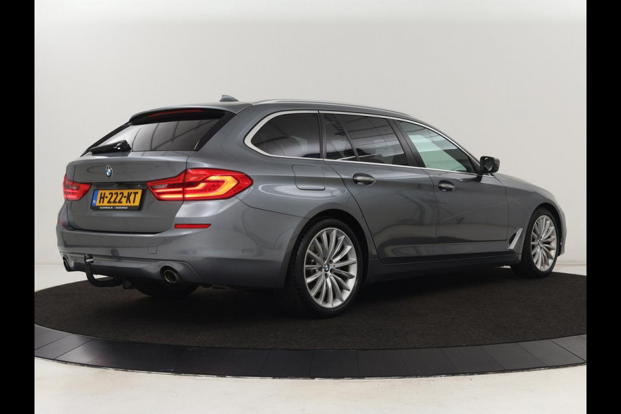 BMW 5 Serie 520i High Executive | Panoramadak | Trekhaak | Leder | Stoelverwarming | Camera | Head-Up | Navigatie | Full LED | Climate control