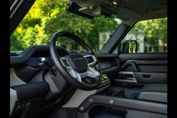 Land Rover Defender 2.0 D240 110 HSE | NL- auto | Grijs Kenteken | €54.900 EX BTW | Pano-dak | Luchtvering | Meridian Audio