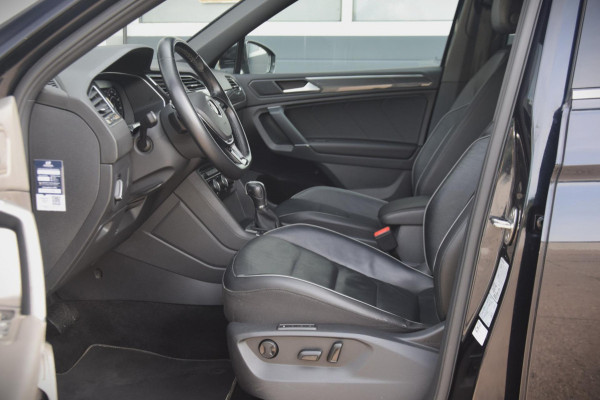 Volkswagen Tiguan Allspace 2.0 TDI Highline Business R PANORAMADAK/TREKHAAK/LEER PAKKET