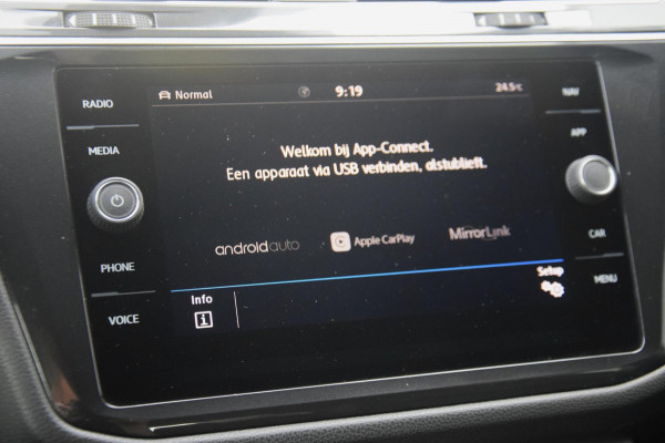 Volkswagen Tiguan Allspace 2.0 TDI Highline Business R PANORAMADAK/TREKHAAK/LEER PAKKET