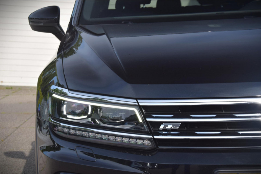 Volkswagen Tiguan Allspace 2.0 TDI Highline Business R PANORAMADAK/TREKHAAK/LEER PAKKET