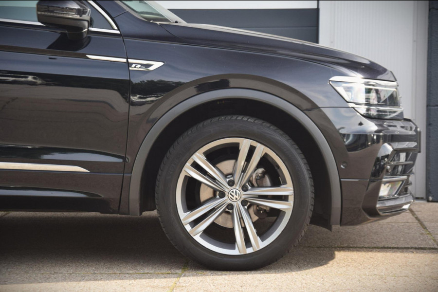 Volkswagen Tiguan Allspace 2.0 TDI Highline Business R PANORAMADAK/TREKHAAK/LEER PAKKET