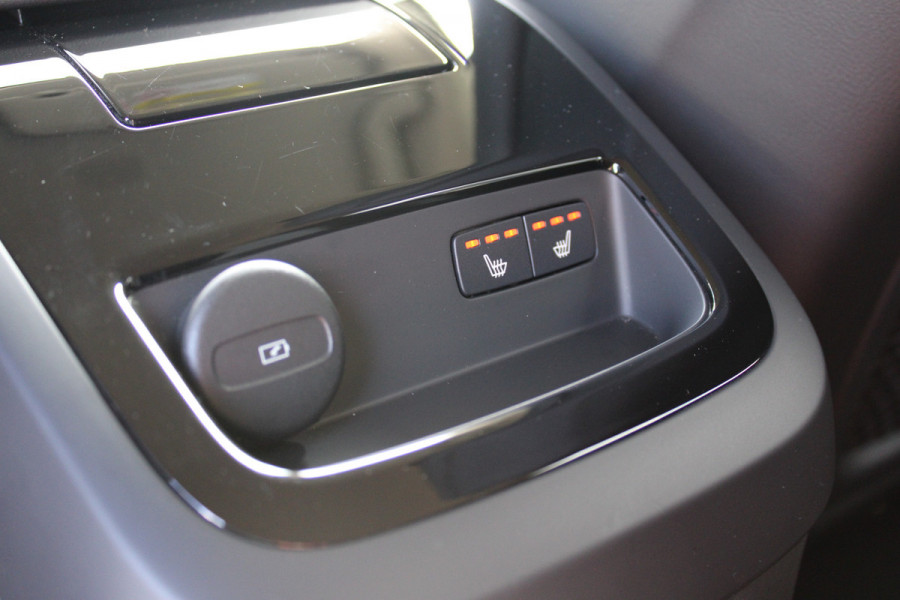 Volvo V60 2.0 T6 Plug-in hybrid AWD Plus Bright | H/K | 360 Camera | Winterpack | Led | Driver assistance