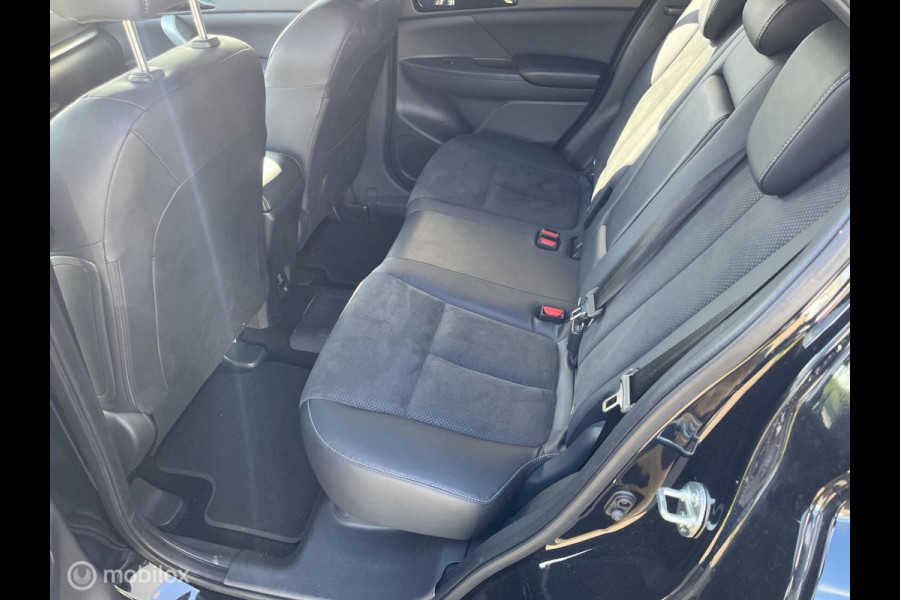 Mitsubishi Eclipse Cross 2.4 PHEV Intense+ TERKHAAK|NAVI| CARPLAY