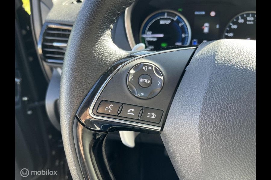 Mitsubishi Eclipse Cross 2.4 PHEV Intense+ TERKHAAK|NAVI| CARPLAY
