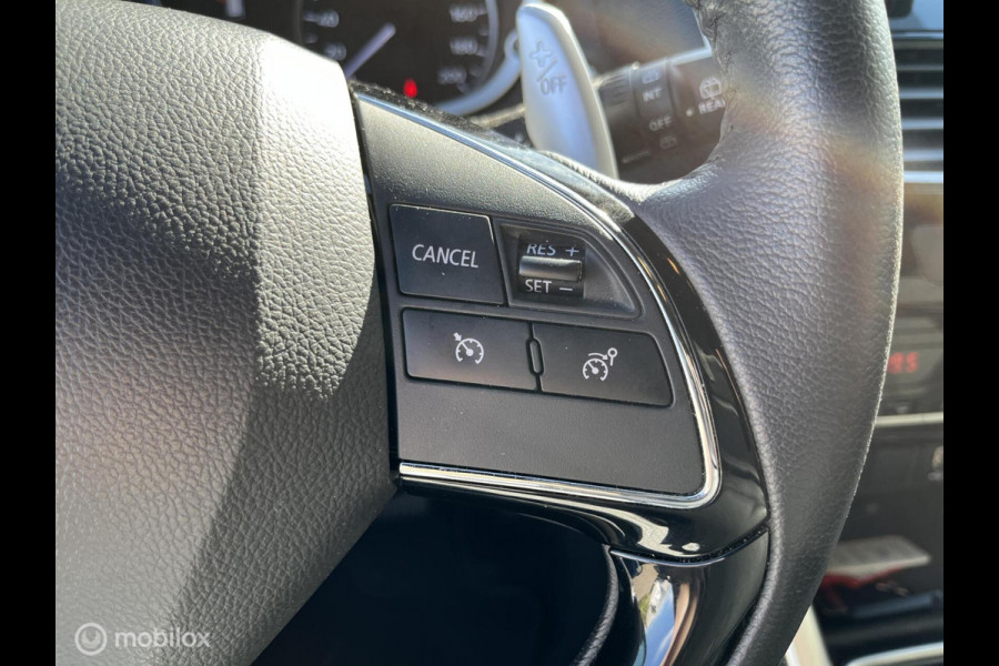 Mitsubishi Eclipse Cross 2.4 PHEV Intense+ TERKHAAK|NAVI| CARPLAY