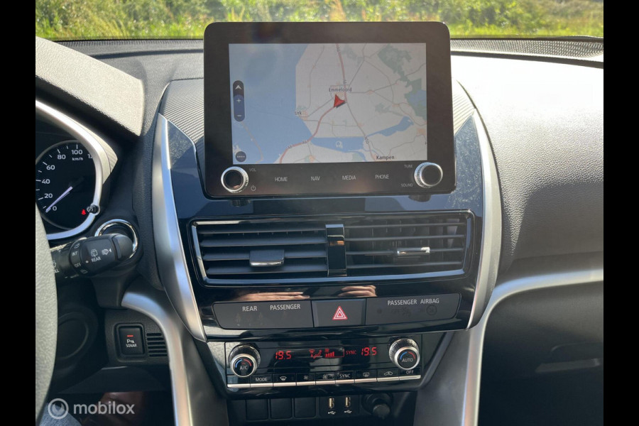 Mitsubishi Eclipse Cross 2.4 PHEV Intense+ TERKHAAK|NAVI| CARPLAY
