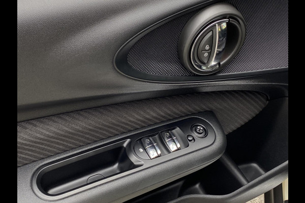 MINI Clubman 1.5 Cooper Chili - Navigatie I Airco I Sport pakket I Comfort pakket I Digitaal onderhoud