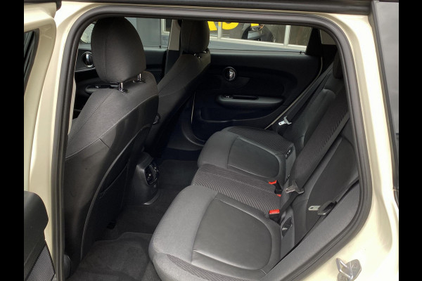 MINI Clubman 1.5 Cooper Chili - Navigatie I Airco I Sport pakket I Comfort pakket I Digitaal onderhoud
