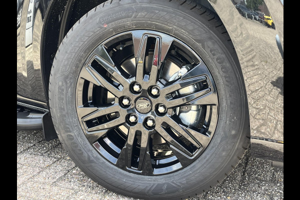 Ford Transit Custom 320 2.5 PHEV L2H1 Black Platinum DC Prijs is excl. BTW EN BPM Ford Voorraad | SCI | 233pk | Netto bijtelling 2025 vanaf 461,- per maand! | Driver Assistance Pack Ultimate | Dubbele Zijschuifdeuren | Ford Voorraad