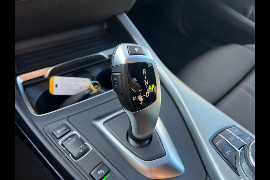BMW 1-serie 118i Corporate Lease Executive M-Pakket | Apple CarPlay | NL-Auto |