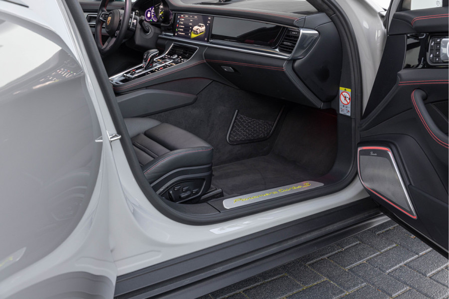 Porsche Panamera Sport Turismo 4.0 Turbo S E-Hybrid 700pk Keramisch Burmester 4-wielsturing