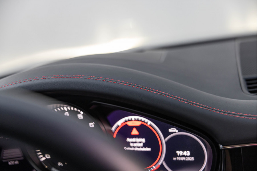 Porsche Panamera Sport Turismo 4.0 Turbo S E-Hybrid 700pk Keramisch Burmester 4-wielsturing