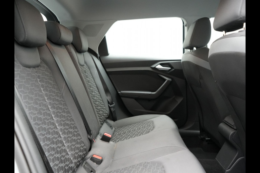 Audi A1 Sportback 30 TFSI S Line 111pk Dealer O.H. | LED | Apple Carplay | Keyless | Stoelverwarming | Navigatie | Virtual Cockpit | DAB |