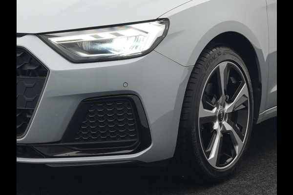 Audi A1 Sportback 30 TFSI S Line 111pk Dealer O.H. | LED | Apple Carplay | Keyless | Stoelverwarming | Navigatie | Virtual Cockpit | DAB |